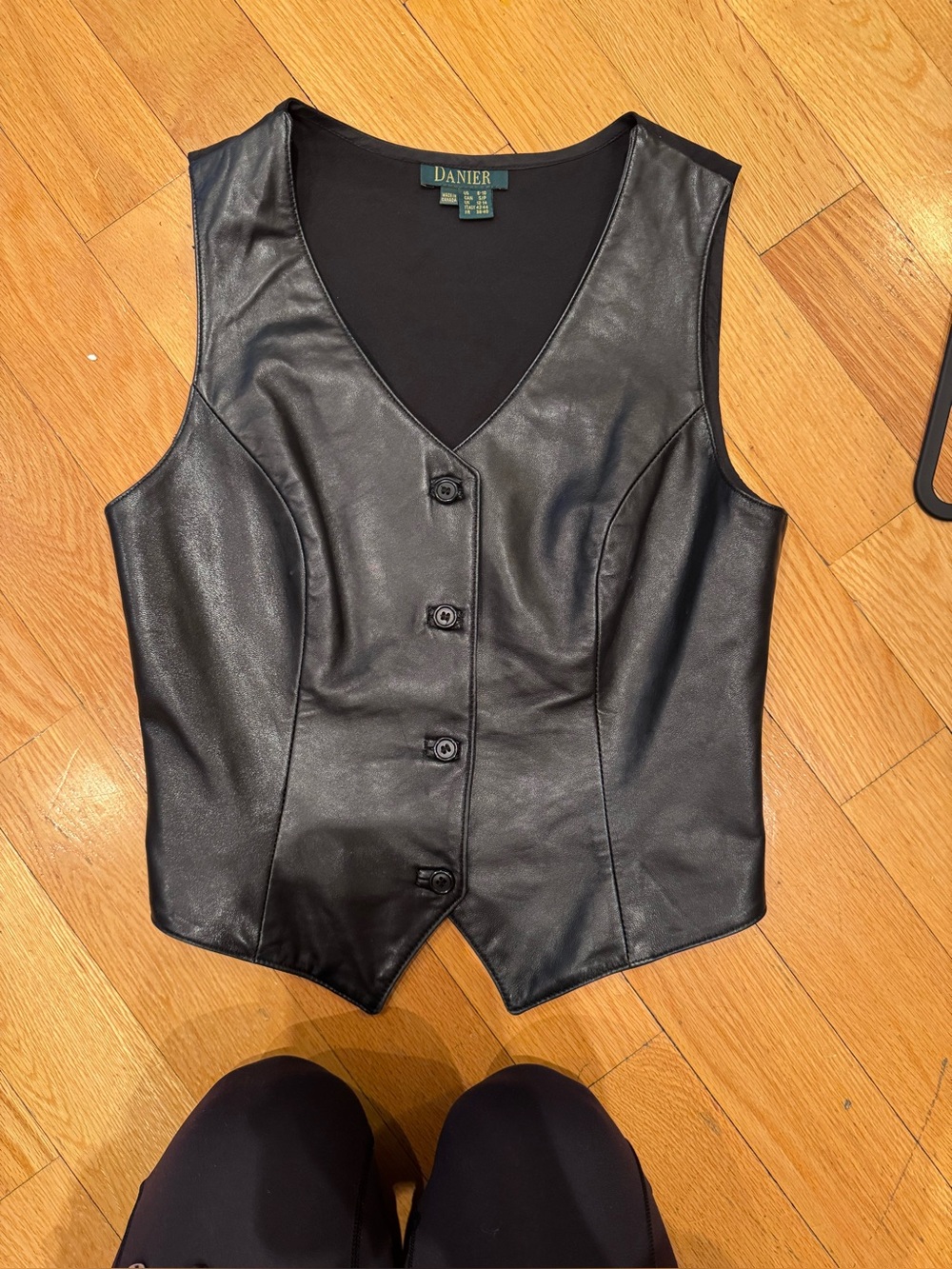 Vintage late 90s danier  Genuine Leather Vest Black Lambskin - Picture 2 of 9